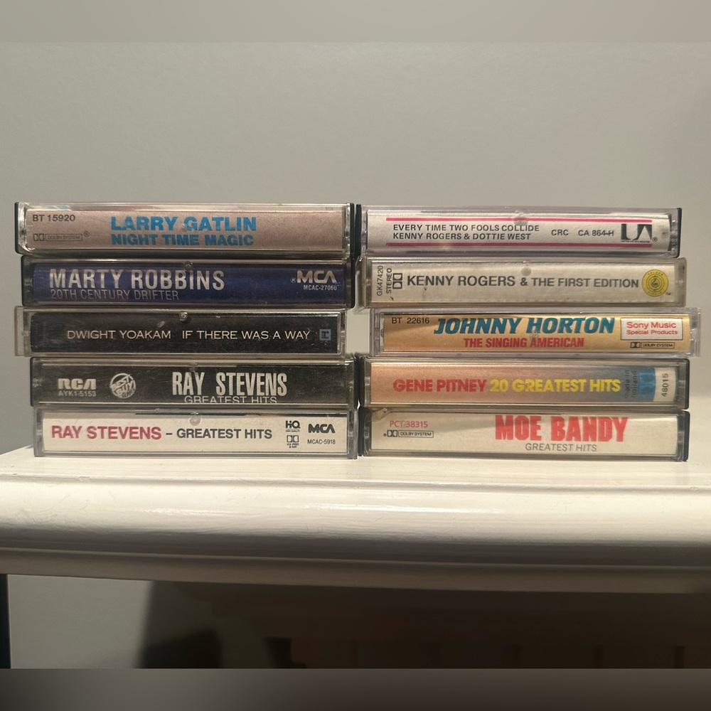Set of 10 vintage Classic Country Music Cassette tapes